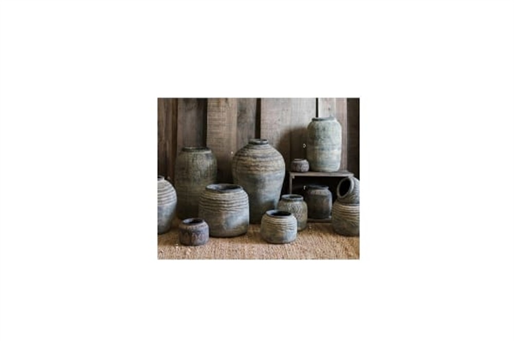 VASO_H_25_CM_IN_TERRACOTTA_ALTO_SENZA_MANICO_SABBIA